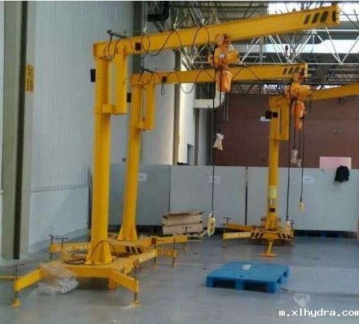 自行动臂式起重