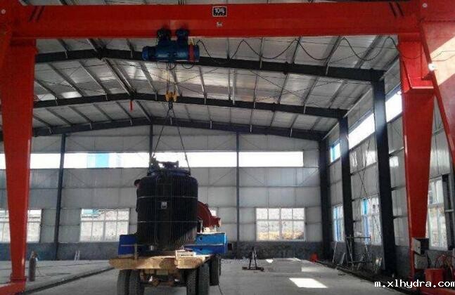 10吨单梁龙门吊加工定制图片-10吨龙门吊结构图片