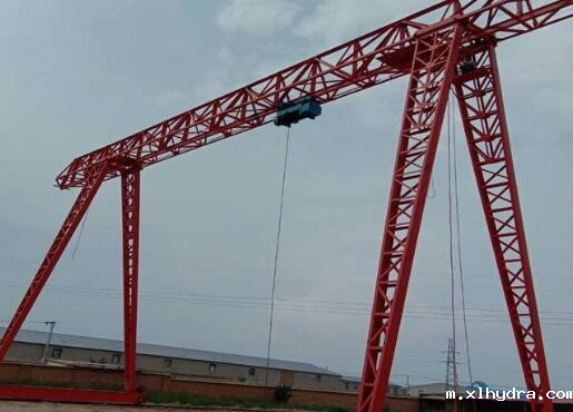 10吨MH型星空彩票开奖号-龙门吊安装现场图片展示