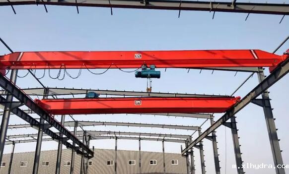 LDA型电动单梁桥式起重机技术参数，轻小型的起重机械