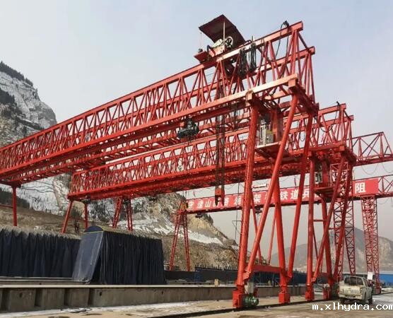 北方地区四季分明，气温降低的状况时?怎样做好起重设备的维护保养工作