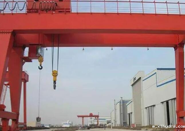 双梁龙门吊旋转齿轮的修补方式