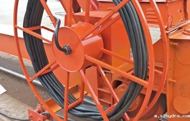 龙门吊电缆总是易折断，是什么原因造成的?