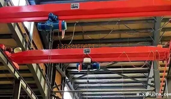 桥式起重机大车摇晃是怎么回事导致的？