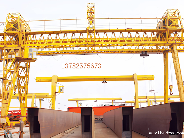 龙门吊起重机如何调整和控制吊钩高度？