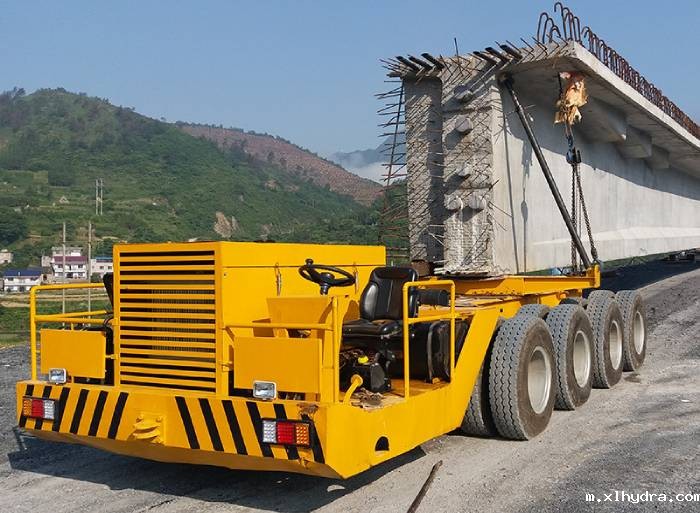  四桥大型运粱车