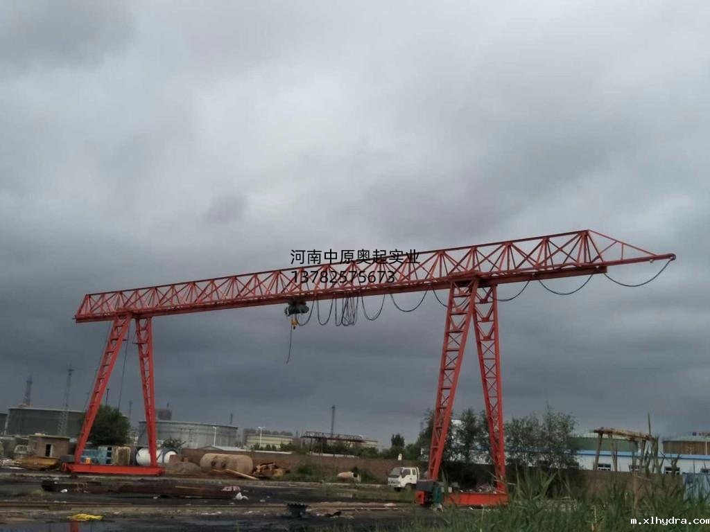 一台5吨的移动式起重机多少钱?5吨移动式起重机的价格厂家资讯