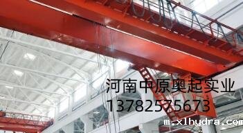 桥式起重机图片