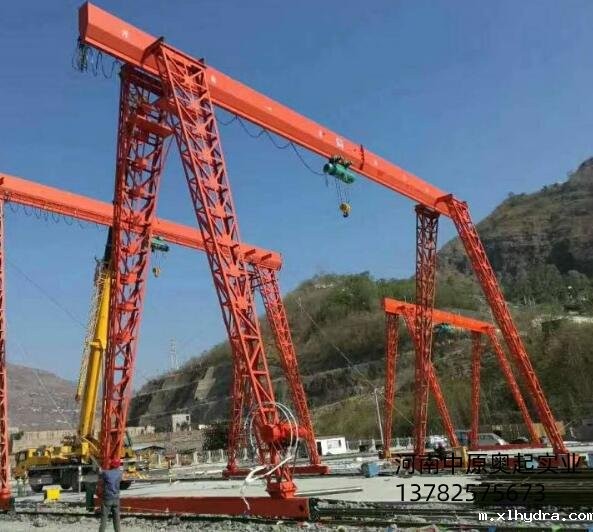 龙门吊路轨安裝图片